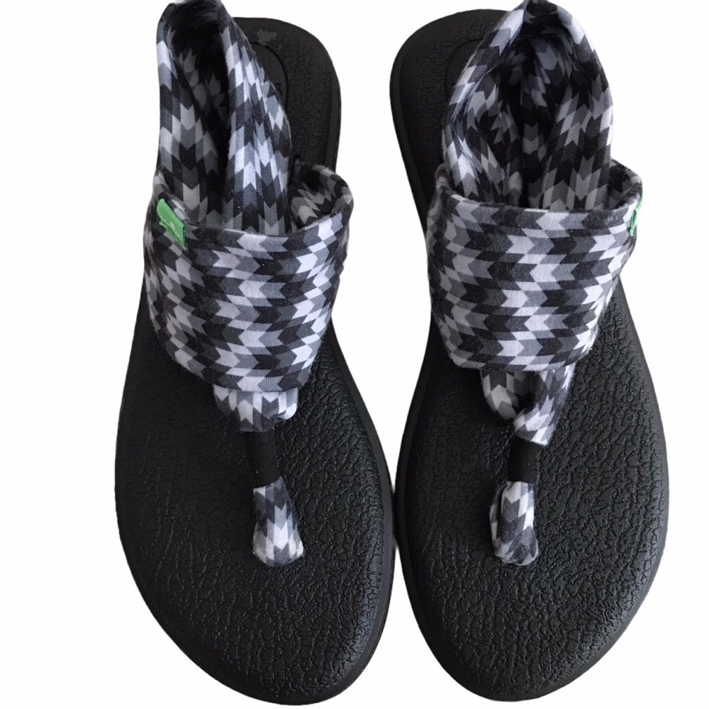 Sanuk Woman’s Size 8 Yoga Sling Back 2 Flats Sandals
